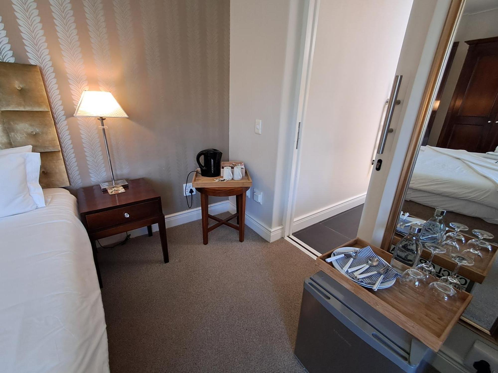 เดอะ ไวลด์ มัชรูม บูติค โฮเต็ล Guest House สเตลเลนบอช ภายนอก รูปภาพ