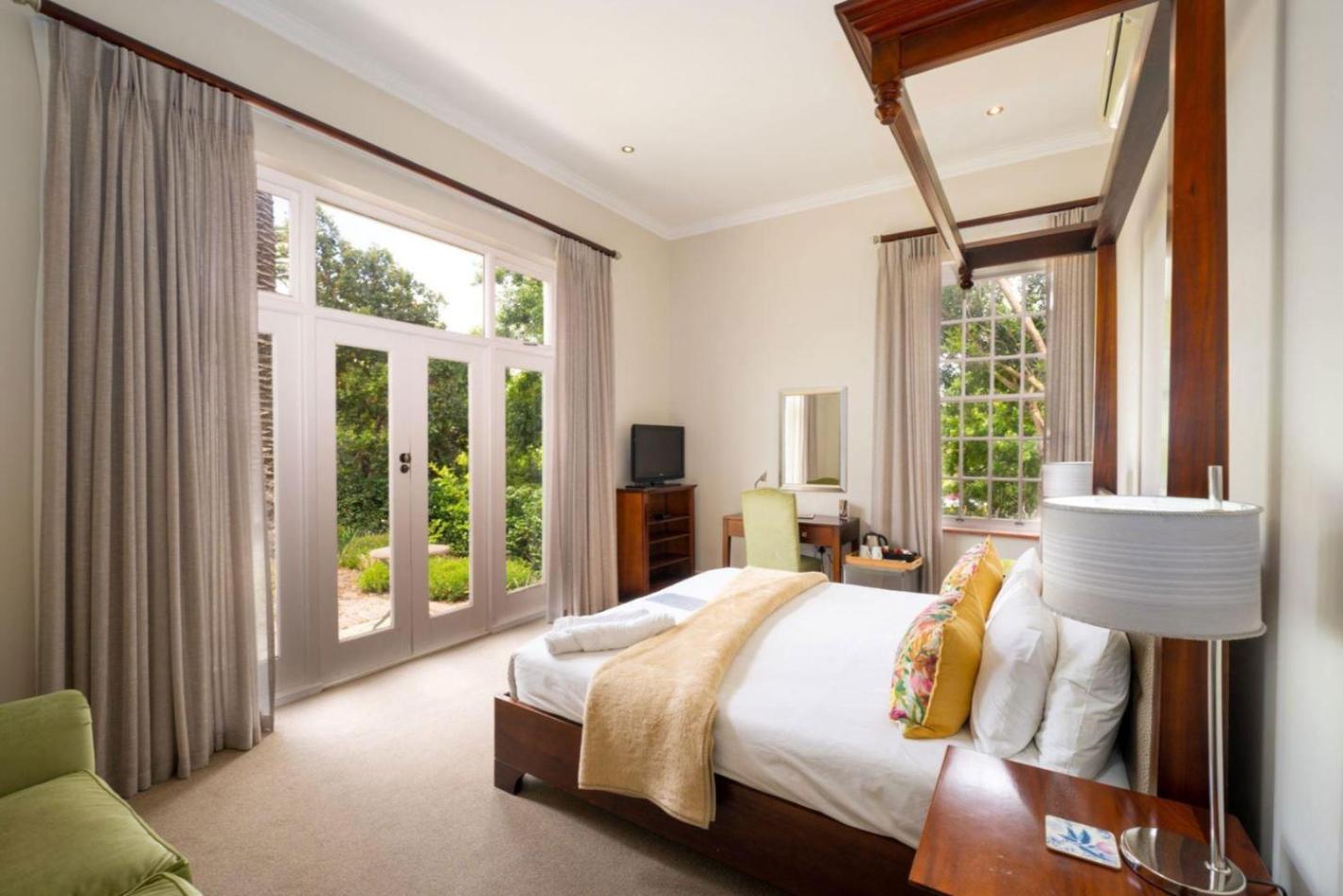 เดอะ ไวลด์ มัชรูม บูติค โฮเต็ล Guest House สเตลเลนบอช ภายนอก รูปภาพ