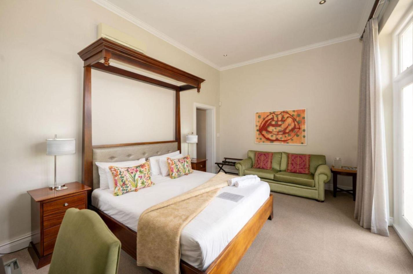 เดอะ ไวลด์ มัชรูม บูติค โฮเต็ล Guest House สเตลเลนบอช ภายนอก รูปภาพ